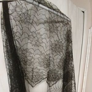 Vintage Plisse Black Lace Paneled Scarf